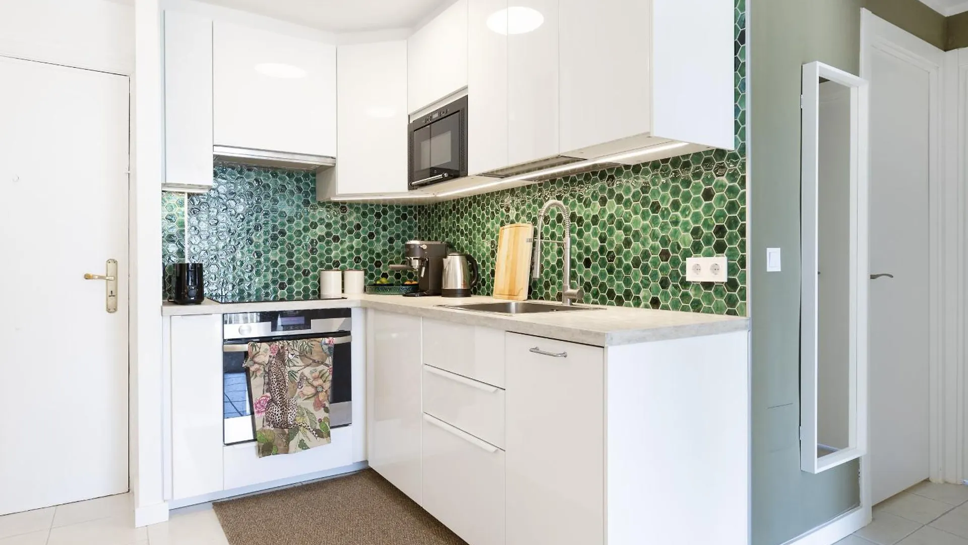 Central Apartment With Stunning Sea Views, Terrace Benalmadena
